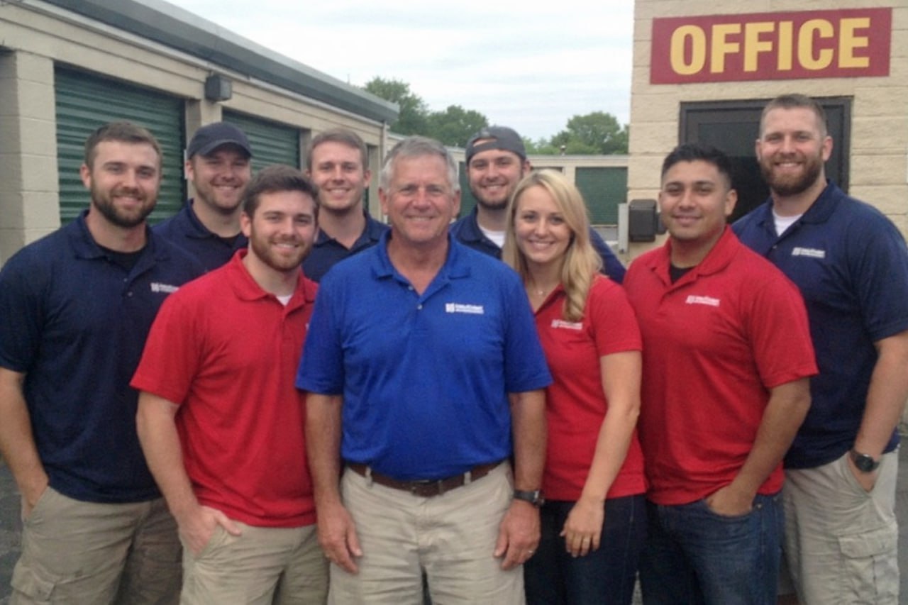 Water damage restoration professionals in Jersey City, NJ